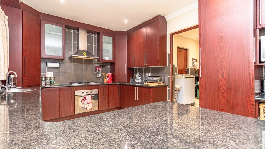 4 Bedroom Property for Sale in Safari Gardens North West